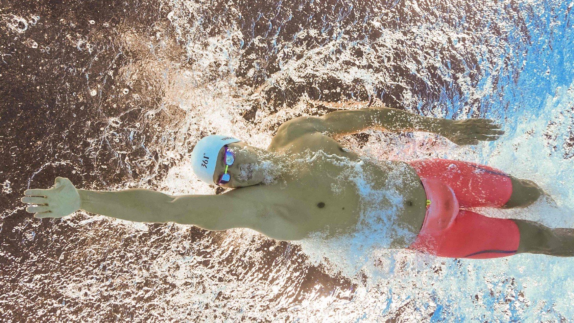 喀麦隆主帅布里斯盛赞巴萨双子星，德容令我欣赏，亚马尔惊艳世界